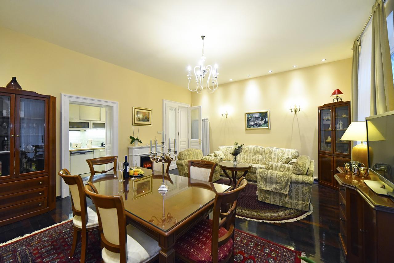Luxury Residence Center Apartment Zagabria Esterno foto