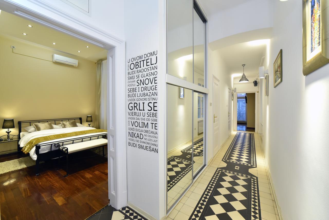 Luxury Residence Center Apartment Zagabria Esterno foto