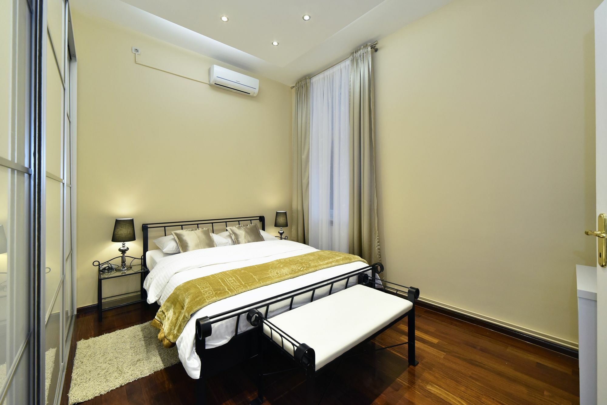 Luxury Residence Center Apartment Zagabria Esterno foto