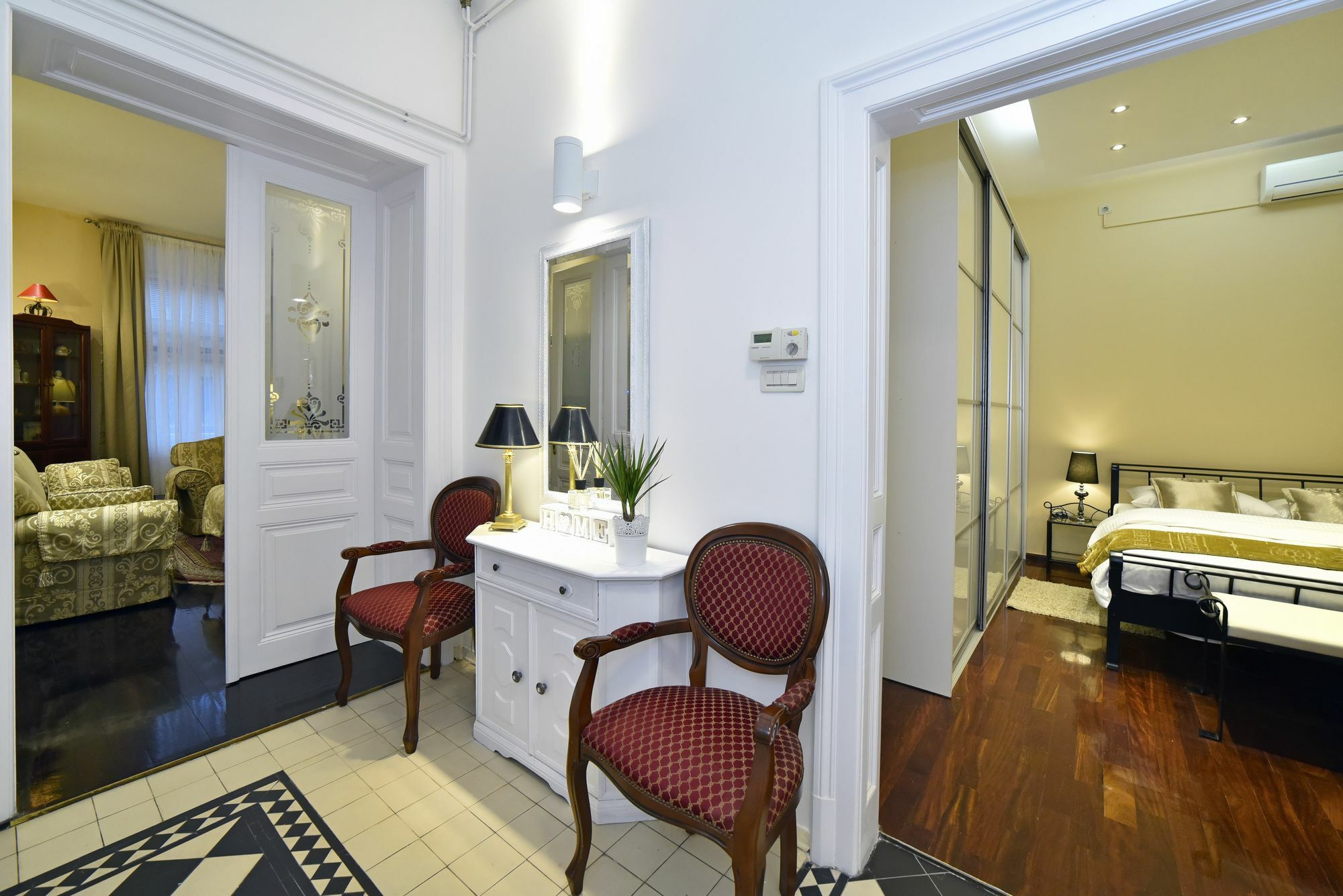 Luxury Residence Center Apartment Zagabria Esterno foto